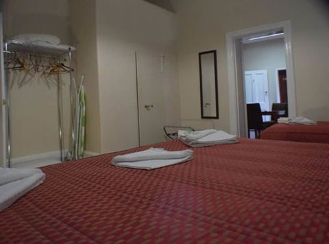Palace Hotel Kalgoorlie - Tourism Caloundra 4