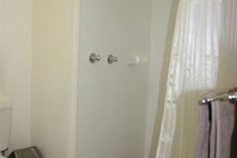 Bay View Holiday Village - Tourism Caloundra 5