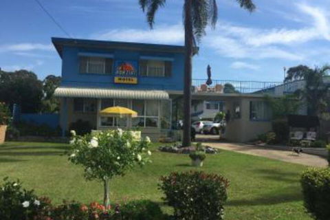 Kon Tiki Apartments - Tourism Caloundra 0