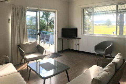 Kon Tiki Apartments - Tourism Caloundra 4