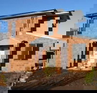 Coull Waters Holiday Apartments - Tourism Caloundra