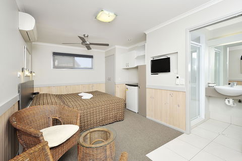 NRMA Sydney Lakeside Holiday Park - Tourism Caloundra 5