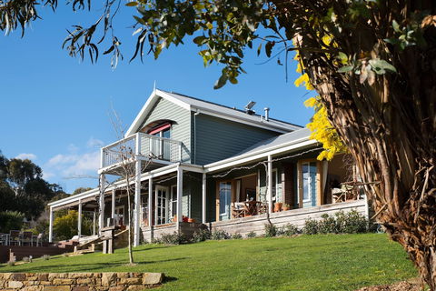 Old Chilli B&B - Tourism Caloundra 0