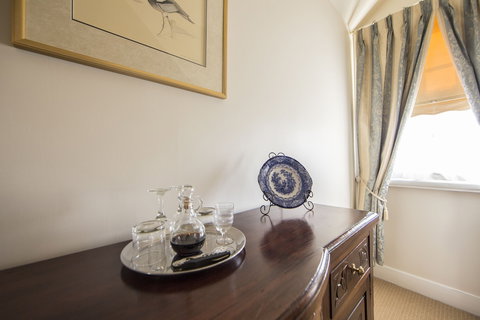 The Racecourse Inn - Tourism Caloundra 5