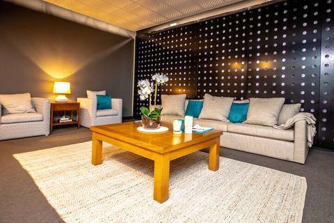 Mirage Whitsundays - Tourism Caloundra 7