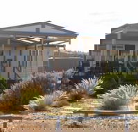 Linger Longer Accommodation SA - Tourism Caloundra