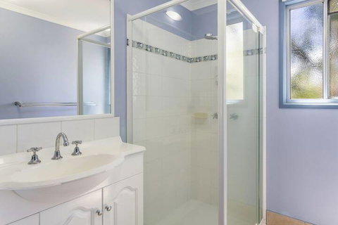 Lake Tinaroo Holiday Park - Tourism Caloundra 5