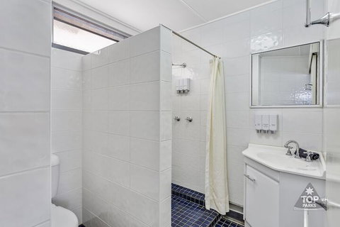 Lake Tinaroo Holiday Park - Tourism Caloundra 7