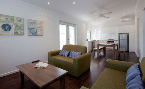 NRMA Ocean Beach Holiday Resort - Tourism Caloundra 1