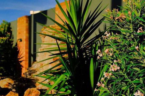 Motel Myall - Tourism Caloundra 1