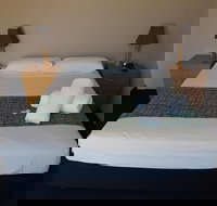 Gateshead Tavern Motel - Tourism Caloundra