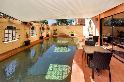 Adobe Motel - Tourism Caloundra 4