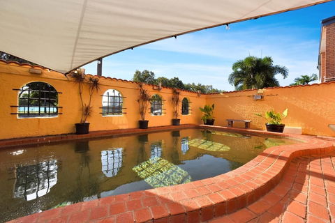 Adobe Motel - Tourism Caloundra 5