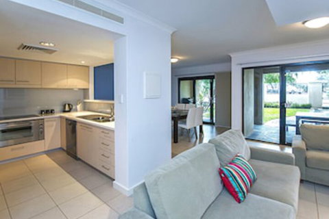 Yallingup Beach Resort - Tourism Caloundra 3