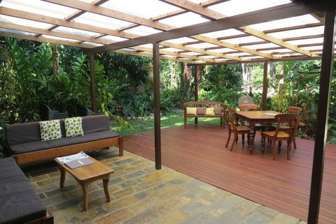 Cape Trib Farmstay - Tourism Caloundra 1
