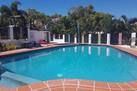 Horseshoe Bay Resort - Tourism Caloundra 6