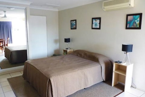 The Gallery Motor Inn - Tourism Caloundra 2