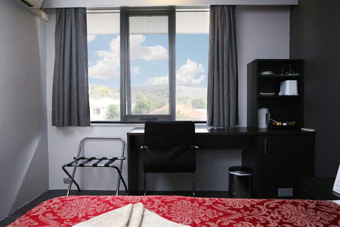 White Manor Motel - Tourism Caloundra 6