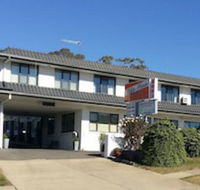 White Manor Motel - Tourism Caloundra