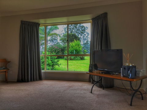 Waterfall Way Farmstay - Tourism Caloundra 4