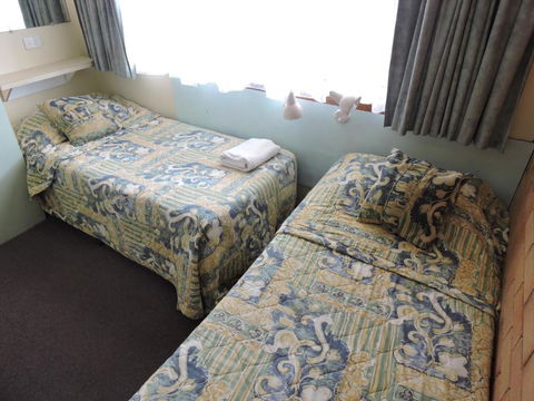 Pacific Motor Inn - Tourism Caloundra 3