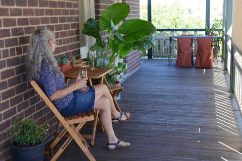 The Bank B & B West Wyalong - Tourism Caloundra 1