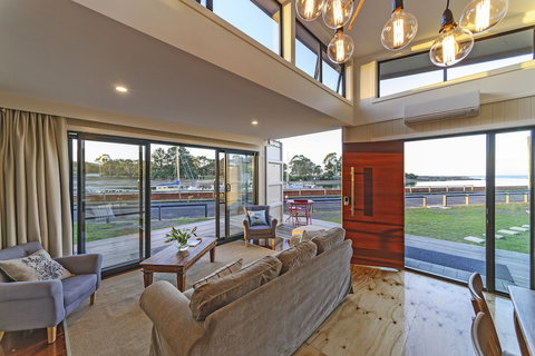 Coastal Pods Wynyard - Tourism Caloundra 6
