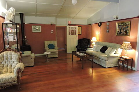 Kubba Roonga Guesthouse - Luxury Spa Retreat - Tourism Caloundra 5