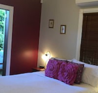 Swan Inn Bed  Breakfast - Tourism Caloundra