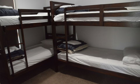 Bundalong Villas - Tourism Caloundra 1