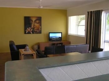 Reefside Villas - Tourism Caloundra 5