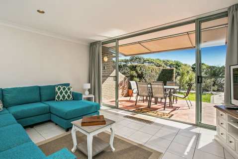 A Perfect Stay - 2 James Cook Apartments - Tourism Caloundra 4