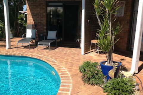 Nautilus Retreat - Tourism Caloundra 0