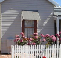 Bluebird Cottage - Tourism Caloundra