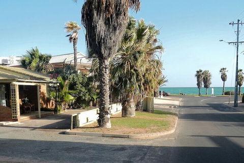 Wildsights Villas - Tourism Caloundra 1