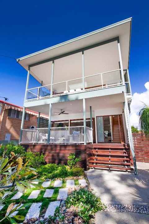 53 Hilton Esplanade - Tourism Caloundra 5