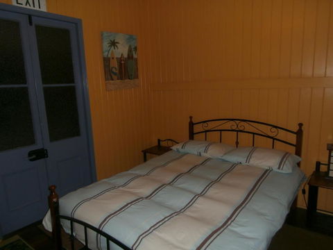 Mango Tourist Hostel - Tourism Caloundra 5