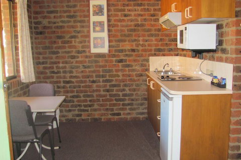 Barham Colonial MotelB - Tourism Caloundra 5