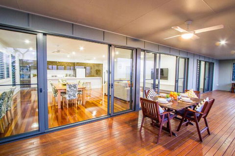 Sunrise At 1770 Holidays - Tourism Caloundra 3