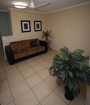 Port Denison Motor Inn - Tourism Caloundra 4