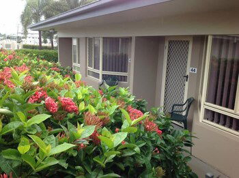 Port Denison Motor Inn - Tourism Caloundra 2