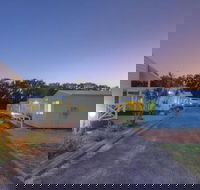 Bays Holiday Park - Tourism Caloundra