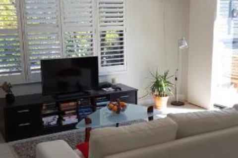 Tamworth Exclusive B & B - Tourism Caloundra 3