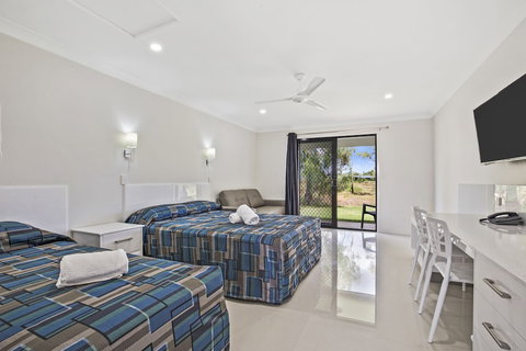 Casa Nostra Motel - Tourism Caloundra 4