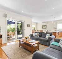 Tranquility in Cowes - Rejuvenate Stays - Tourism Caloundra