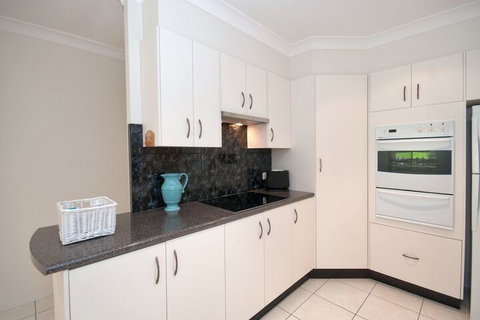 My Shell 55 Blanch Street - Tourism Caloundra 3