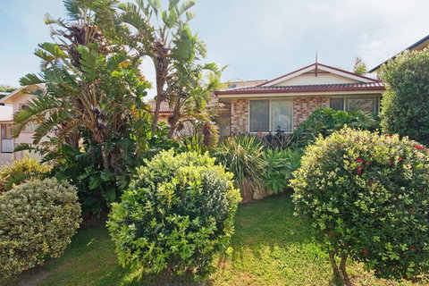 My Shell 55 Blanch Street - Tourism Caloundra 4