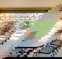 Bombora at Fingal Bay - Tourism Caloundra