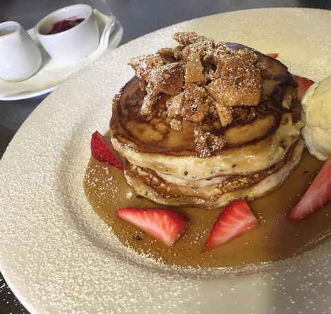 Moka Patisserie & Cafe - Tourism Caloundra 1