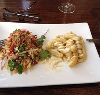 Overflow Cafe Wine Bar - Tourism Caloundra